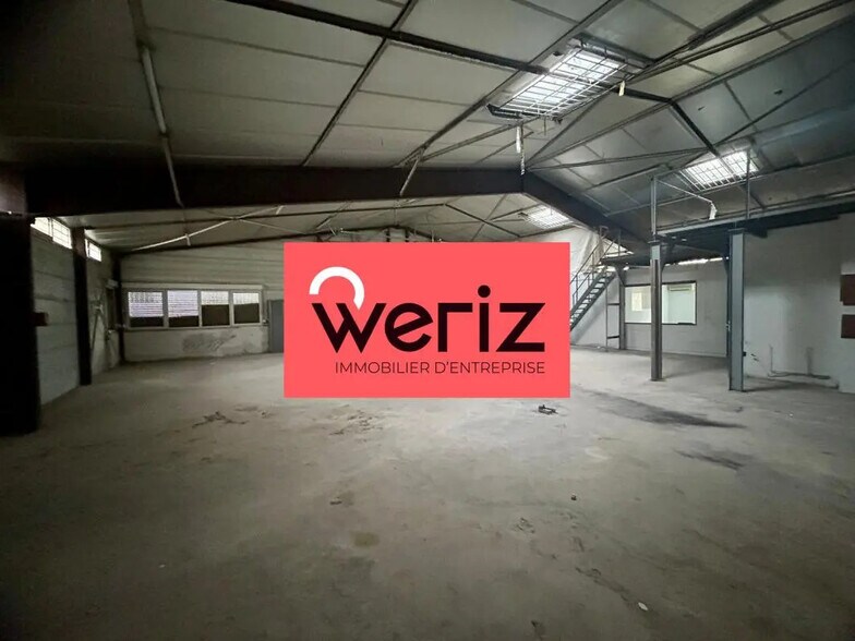 Industrial in Marseille for lease - Interior Photo - Image 1 of 5