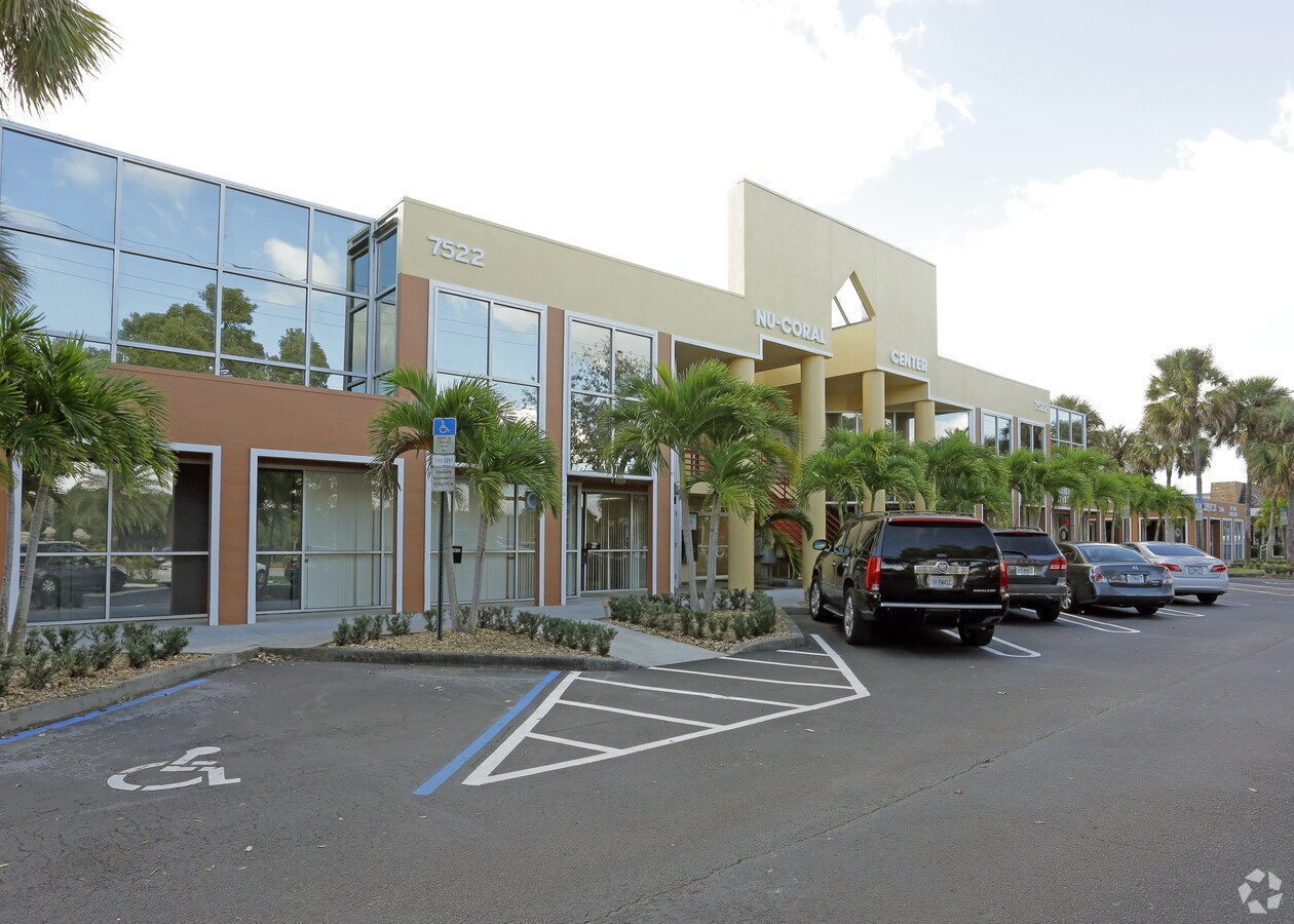 7522 Wiles Rd, Coral Springs, FL 33067