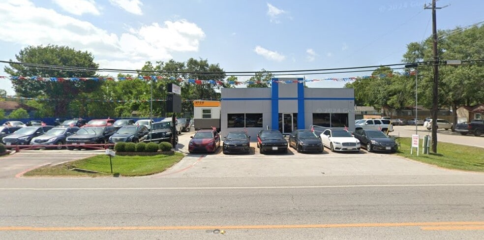 510 Grand Ave, Bacliff, TX for lease - Building Photo - Image 2 of 17