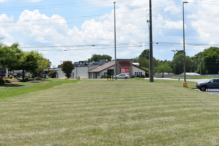 185 Stuart Rd, Cleveland, TN for lease - Building Photo - Image 2 of 3