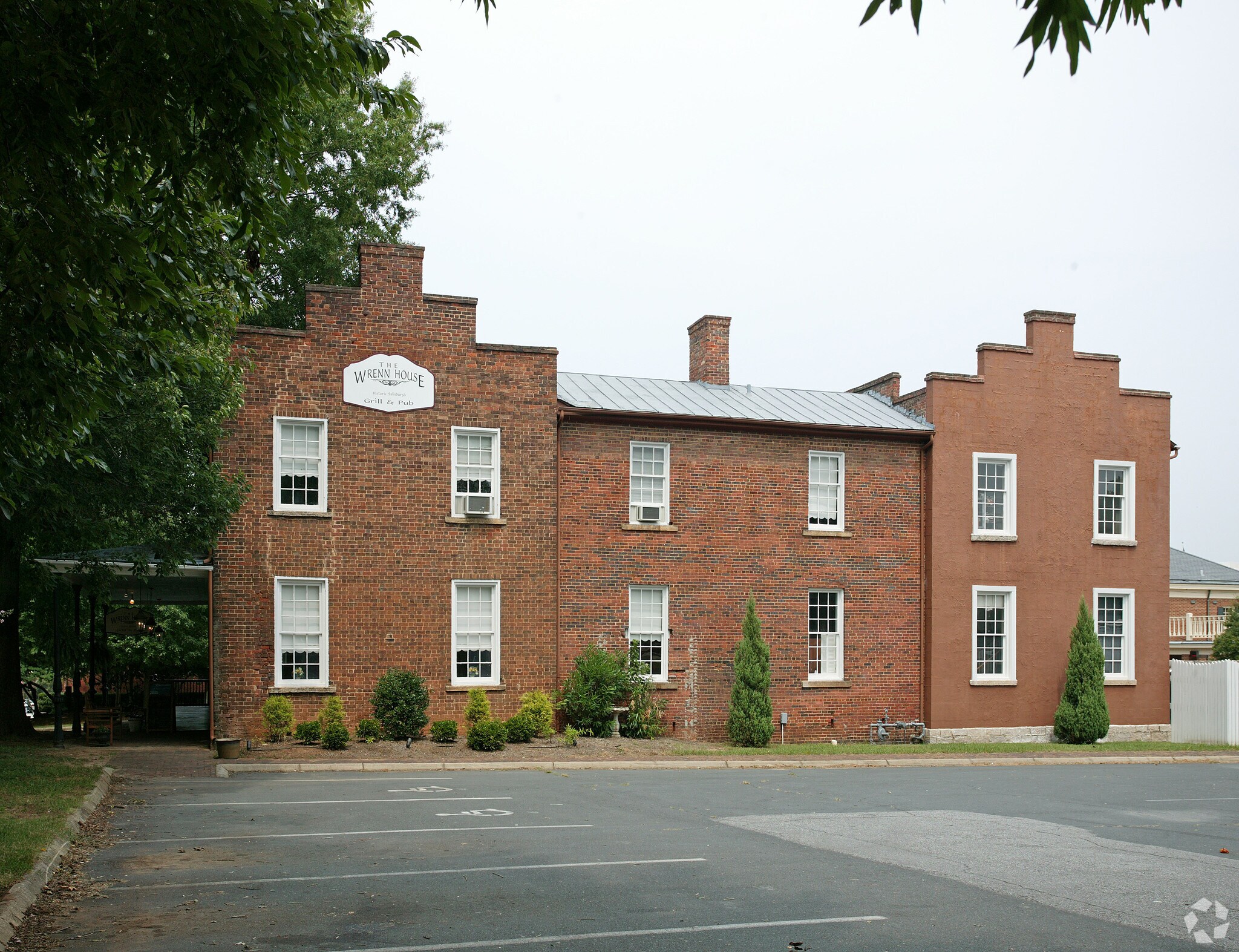 115 S Jackson St, Salisbury, NC 28144 FORMER WRENN HOUSE RESTAURANT