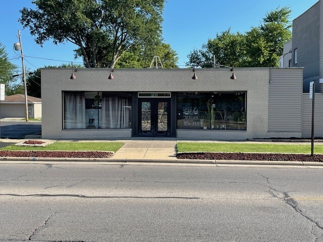 3136 W Sylvania Ave, Toledo, OH for sale - Building Photo - Image 1 of 1