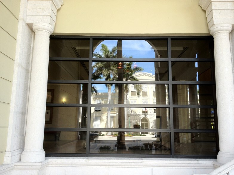 1170 Kane Concourse, Bay Harbor Islands, FL for sale - Building Photo - Image 1 of 1