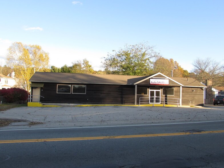 104 Greenville Rd, North Smithfield, RI 02896