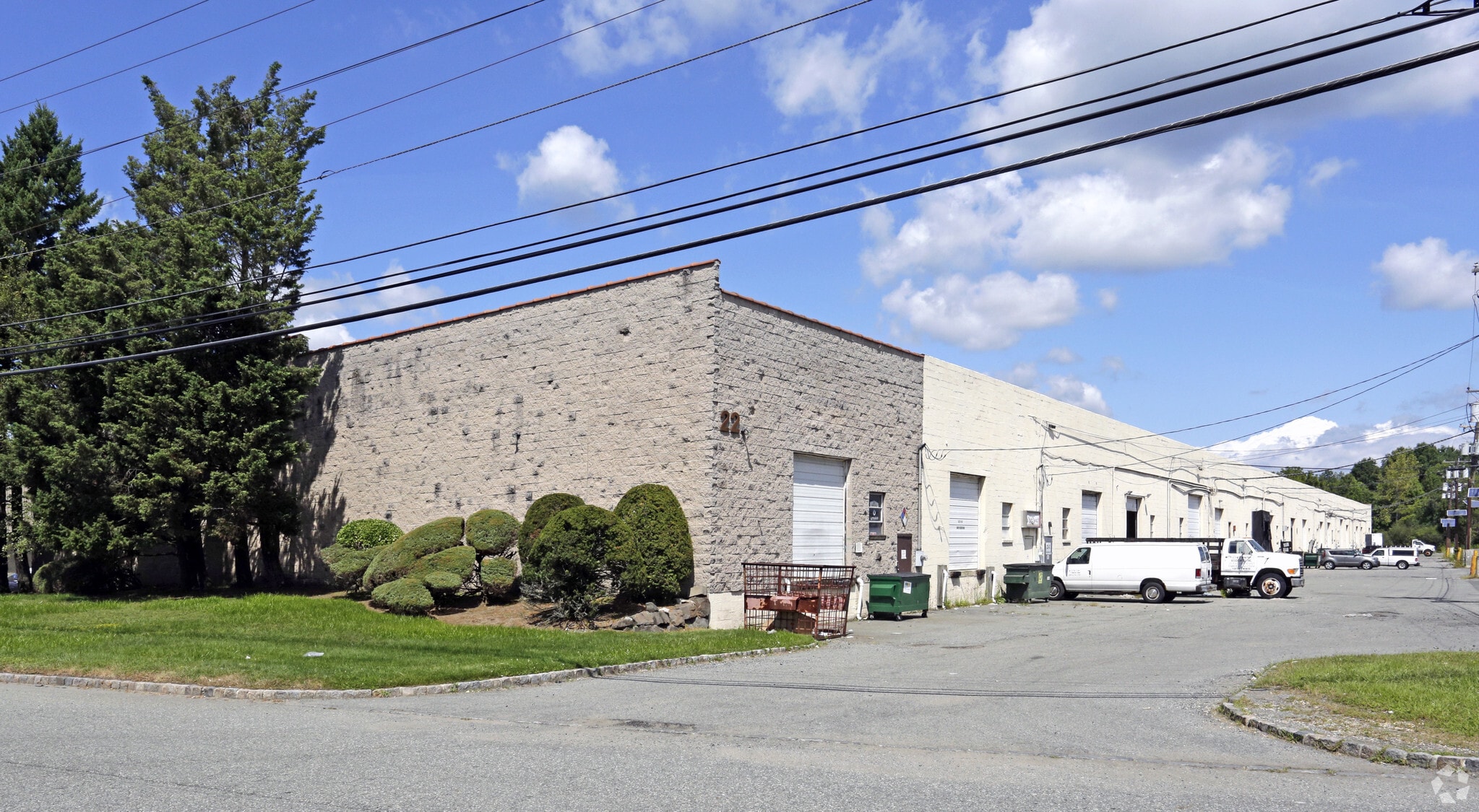 22 Commerce Rd, Fairfield, NJ for lease Primary Photo- Image 1 of 14