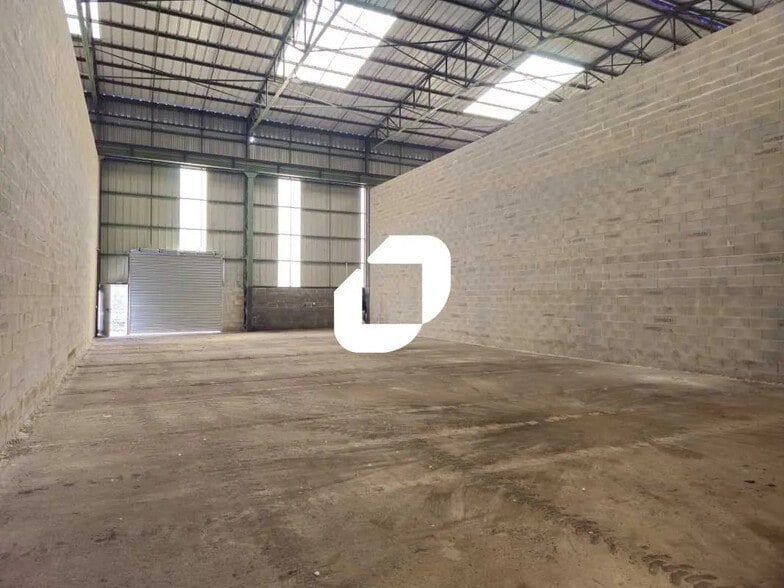 Flex in Beauvais for sale - Interior Photo - Image 1 of 7