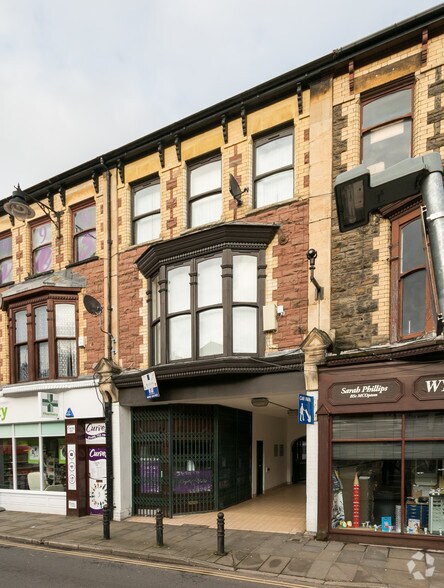 126 Osborne Rd, Pontypool for sale - Primary Photo - Image 1 of 1