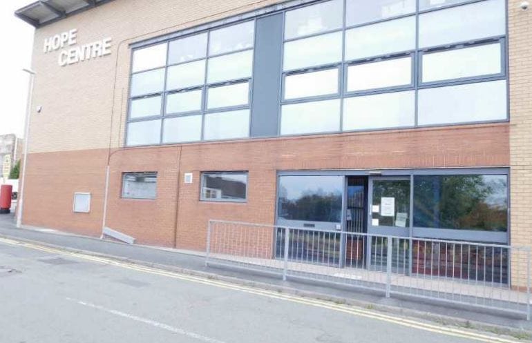 91 Upper Huntbach St, Stoke On Trent for sale - Primary Photo - Image 1 of 1