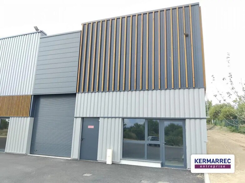 Flex in Vitré for sale - Building Photo - Image 2 of 7