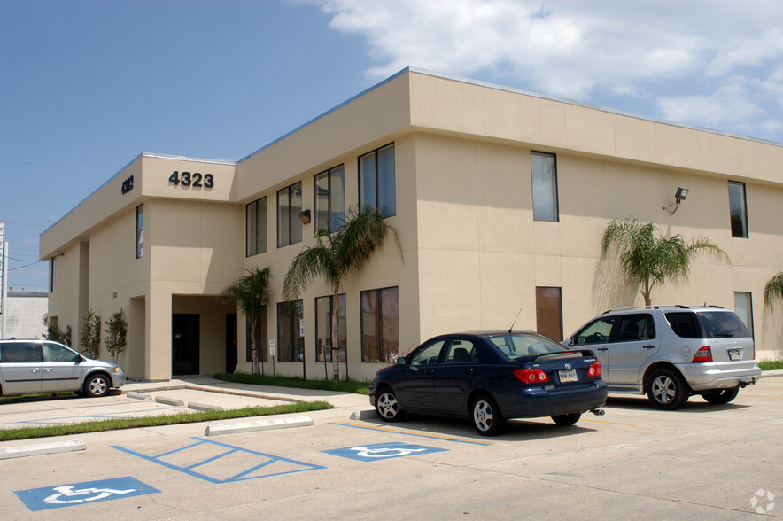 4323 Division St, Metairie, LA for sale - Building Photo - Image 1 of 1