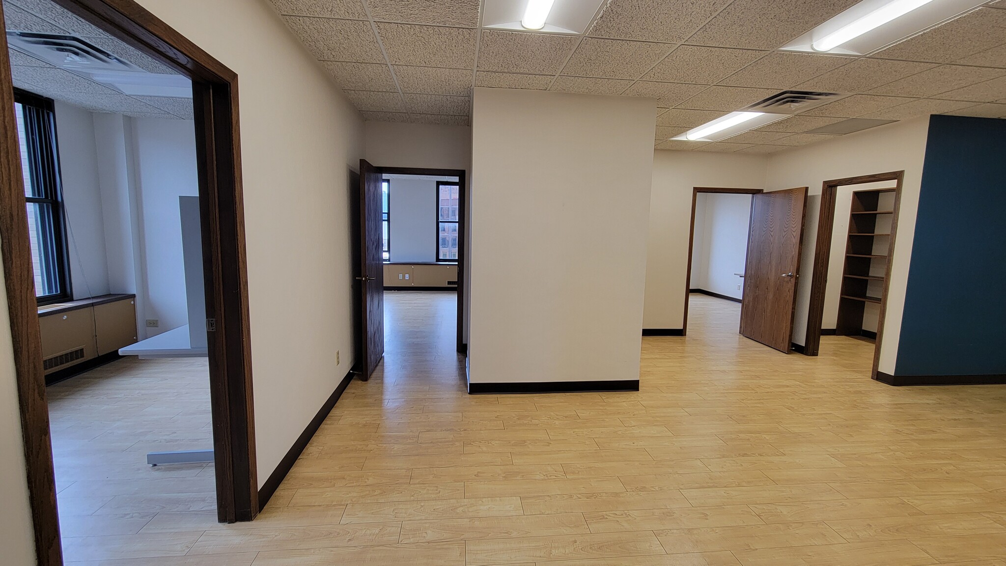 202 W Superior St, Duluth, MN for lease Interior Photo- Image 1 of 12