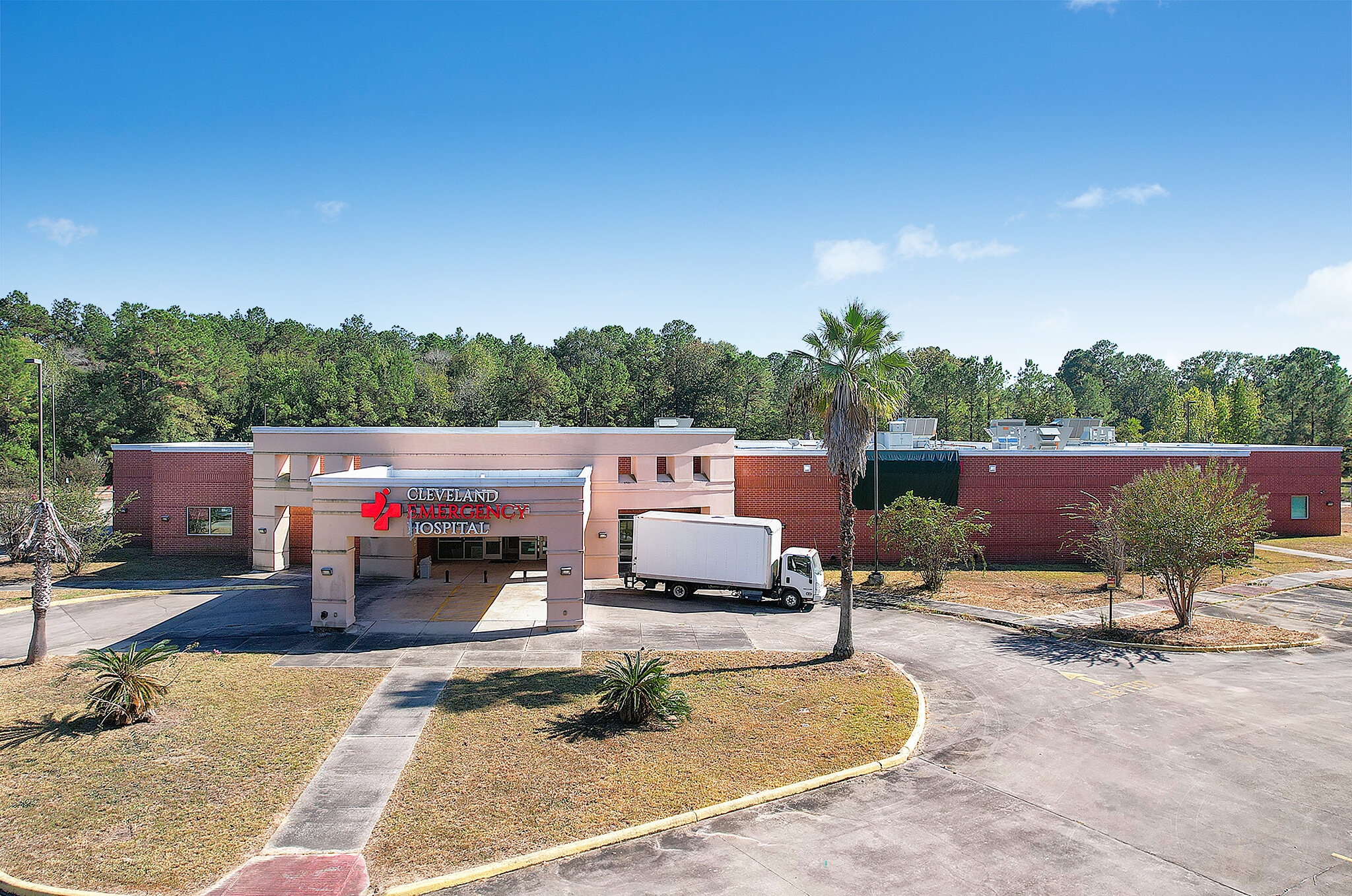 1017 S Travis Ave, Cleveland, TX for sale Building Photo- Image 1 of 14