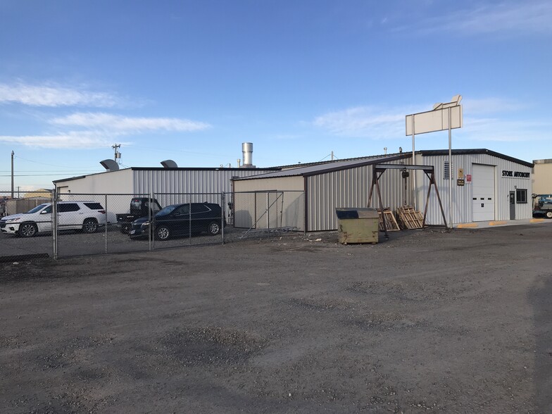 841 Miniweb Ave, Riverton, WY for sale - Building Photo - Image 2 of 5