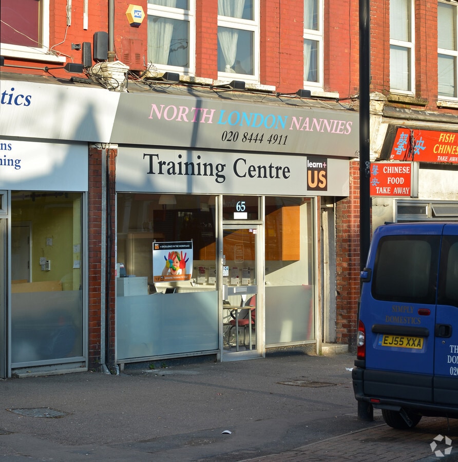 65 Colney Hatch Ln, London, LND N10 1LR