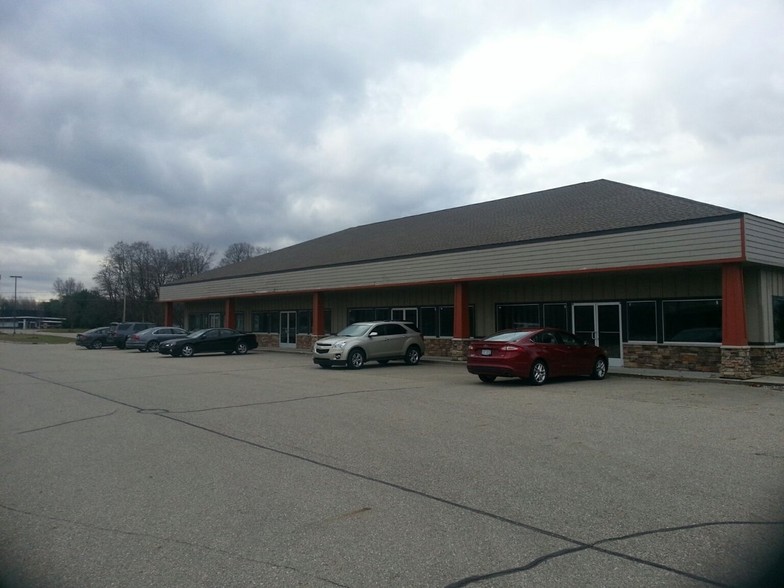 1322 W State St, Belding, MI for lease - Primary Photo - Image 1 of 23