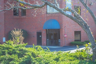 152 Sylvan St, Danvers, MA for lease Building Photo- Image 1 of 3