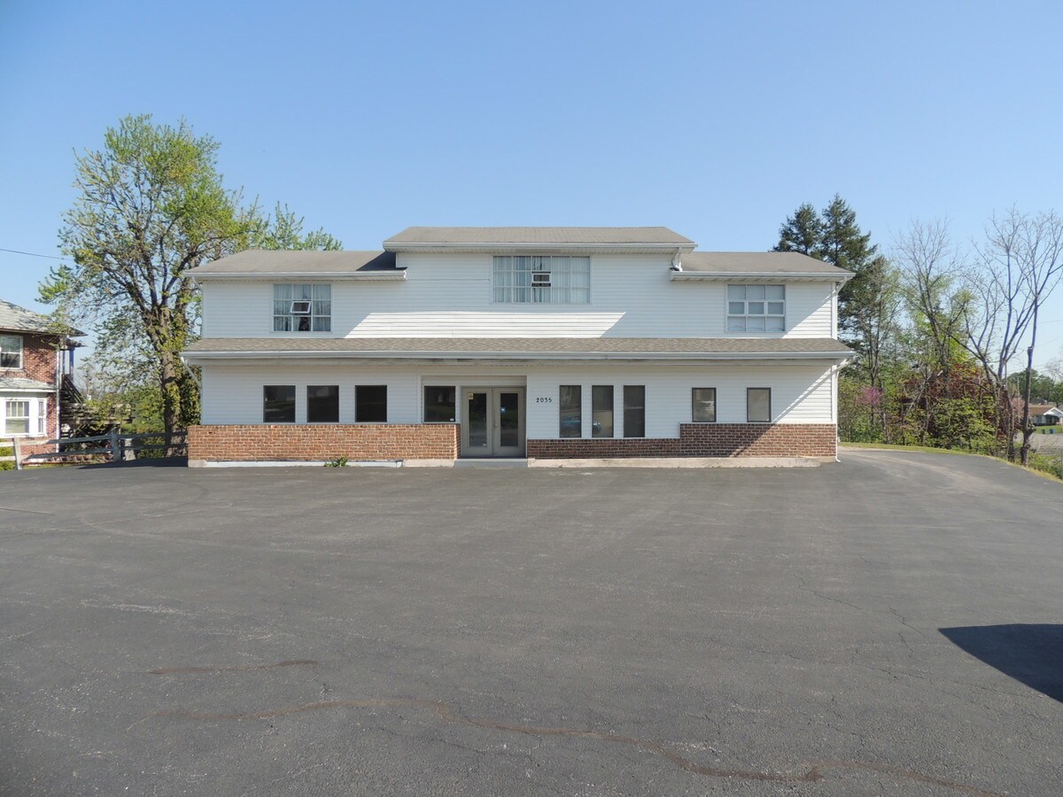 2035 Carlisle Rd, York, PA 17408
