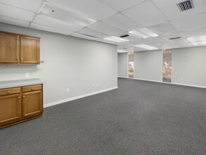 574 Azalea Rd, Mobile, AL for lease Building Photo- Image 1 of 10