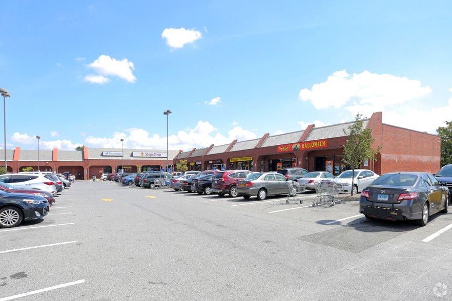 9110 Atlantic Ave, Ozone Park, Ny, 11416 - Retail Space For Lease 