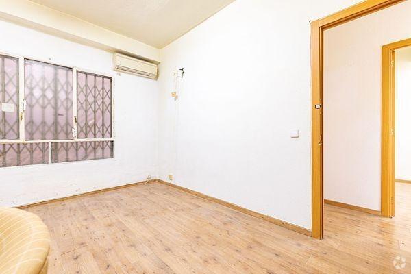 Madrid, MAD 28020 -  -  - Interior Photo - Image 1 of 11