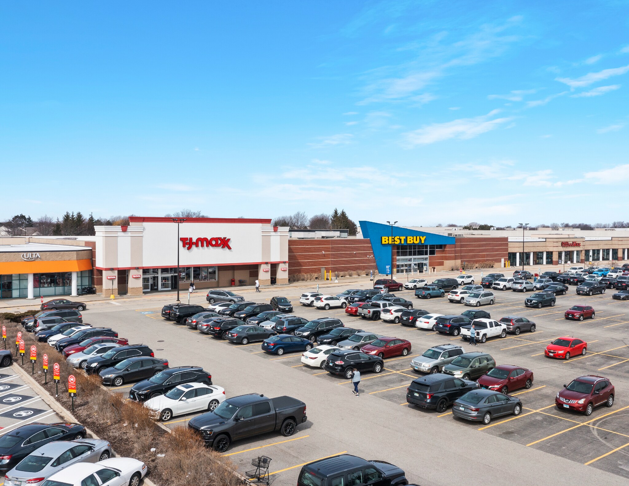 6517-6549 Grand Ave, Gurnee, IL for sale Building Photo- Image 1 of 1