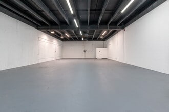 3501-3531 NW 19th St, Fort Lauderdale, FL for lease Interior Photo- Image 2 of 5