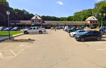 114 E Main St, Clinton, CT for lease Building Photo- Image 2 of 5