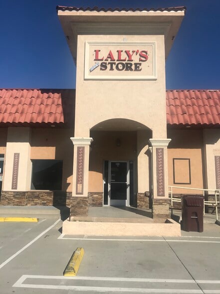 515-521 W Ramsey St, Banning, CA for lease - Building Photo - Image 2 of 2