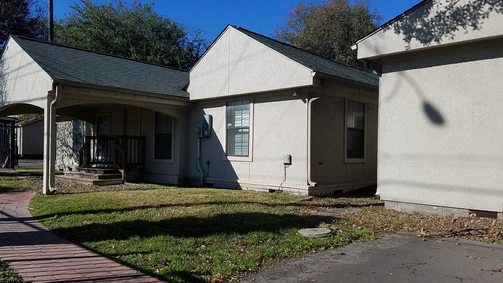 5514 W 34th St, Houston, TX for sale - Building Photo - Image 1 of 1