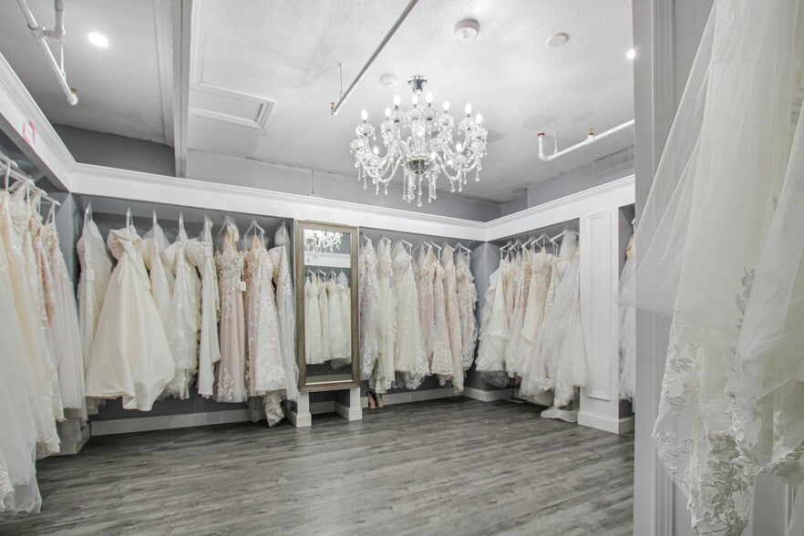 911 Madison Ave, Toledo, OH for lease - Interior Photo - Image 3 of 9