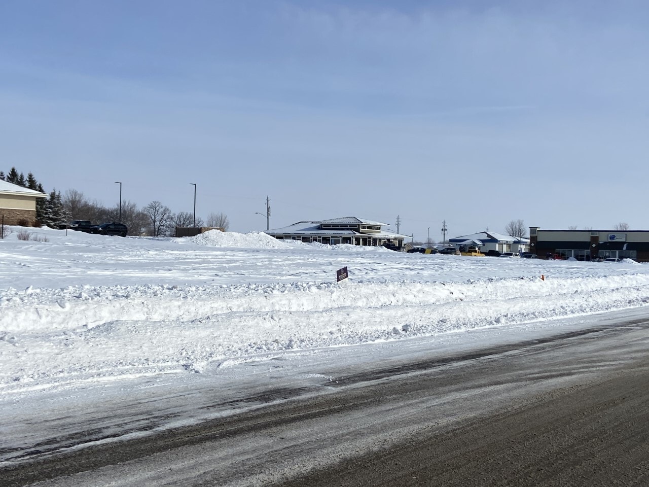 NE Landmark Dr, Owatonna, MN for sale Building Photo- Image 1 of 3