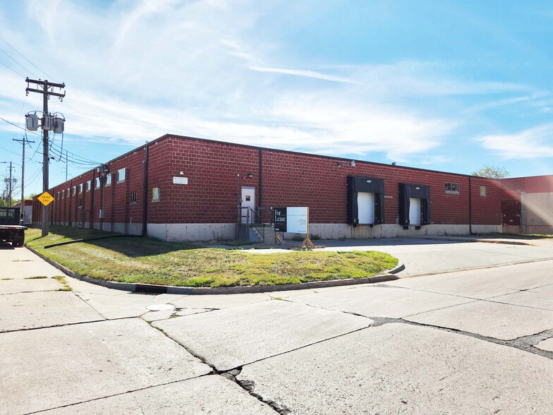 96-98 Jefferson Ave, Des Moines, IA for lease - Building Photo - Image 1 of 13