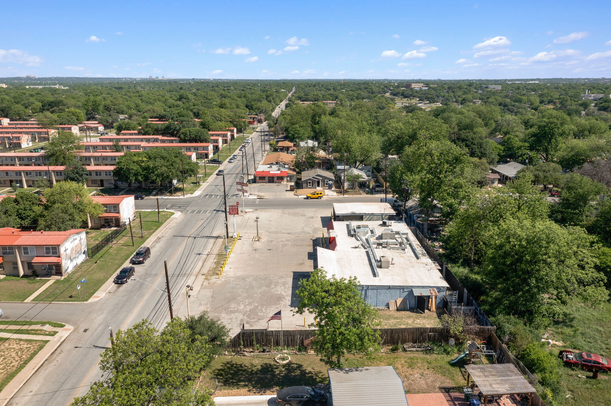 1602-1608 Hamilton St, San Antonio, TX 78207 - Retail for Lease | LoopNet