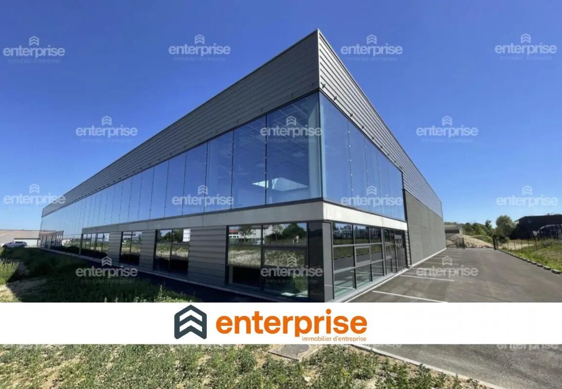 Office in Longueau for lease Building Photo- Image 1 of 4