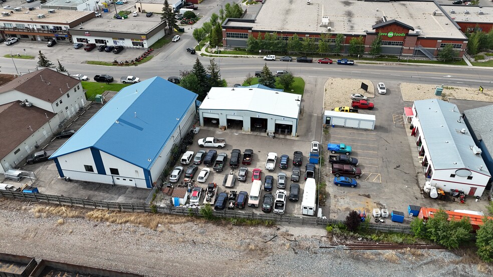 50 Railway St E, Cochrane, AB for sale - Building Photo - Image 2 of 17