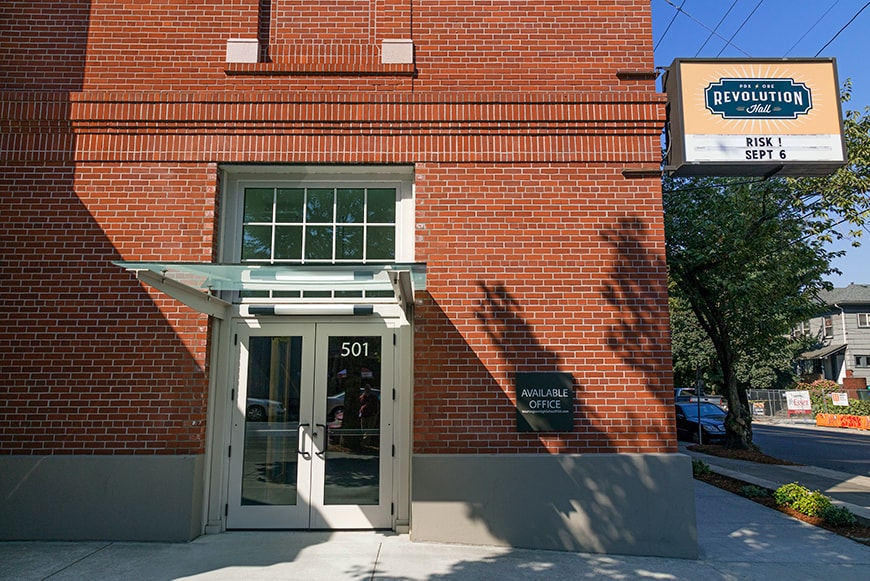 1300 SE Stark St, Portland, OR for lease - Building Photo - Image 3 of 15