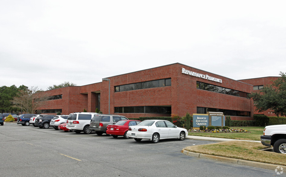 4012 Raintree Rd, Chesapeake, VA for lease - Primary Photo - Image 1 of 3