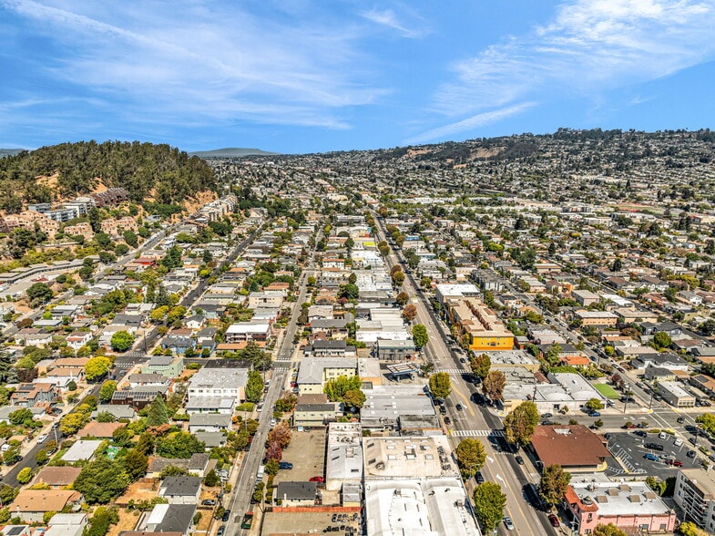 828 San Pablo Ave, Albany, CA for sale - Building Photo - Image 3 of 28