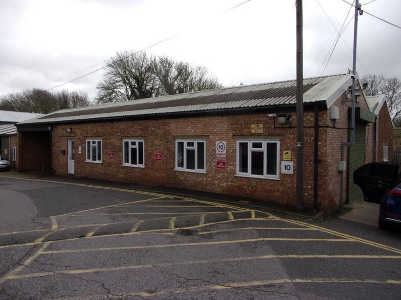 Church Rd, Romford for sale - Building Photo - Image 1 of 1