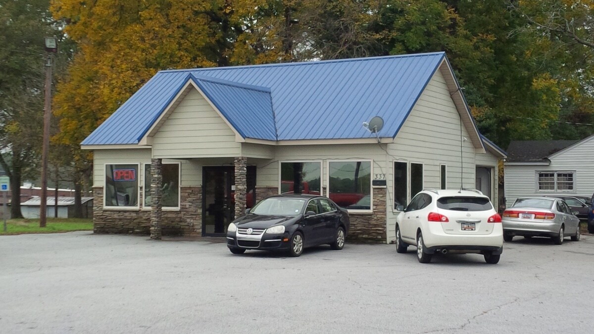 337 N Harper St, Laurens, SC for sale Primary Photo- Image 1 of 1