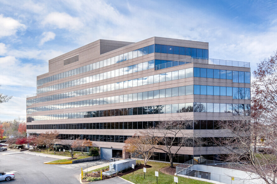 6550 Rock Spring Dr, Bethesda, MD for lease - Building Photo - Image 2 of 5