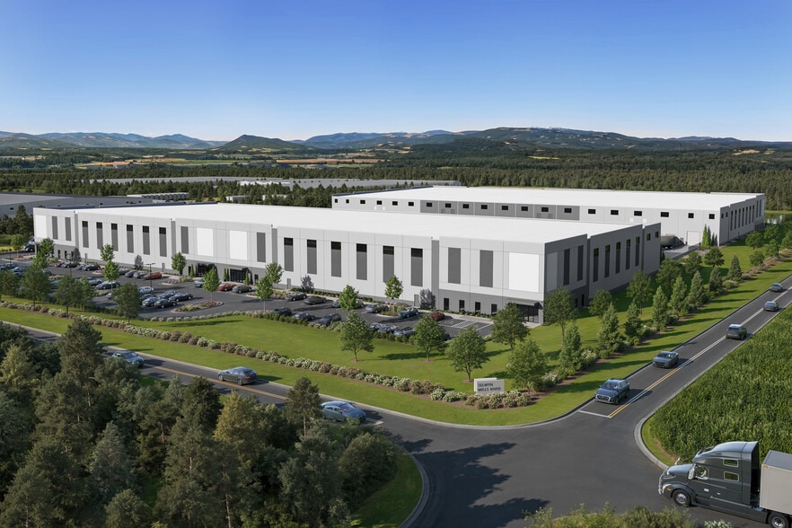 317 Banner Farm Rd, Mills River, NC for sale - Primary Photo - Image 1 of 3