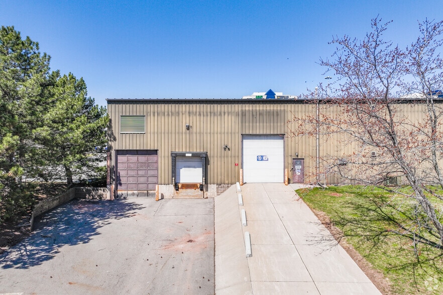 5330 S Service Rd, Burlington, ON for sale - Building Photo - Image 3 of 21