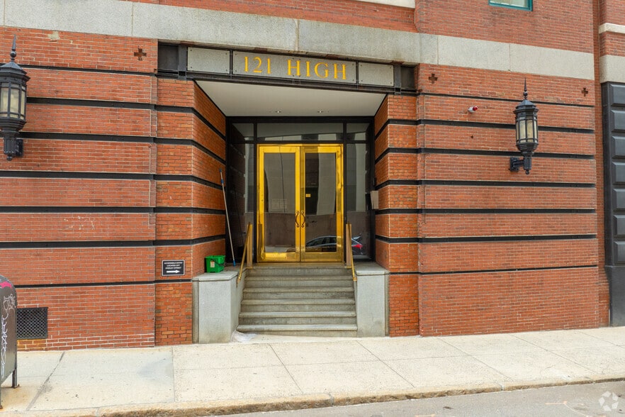 121 High St, Boston, MA for lease - Building Photo - Image 2 of 11
