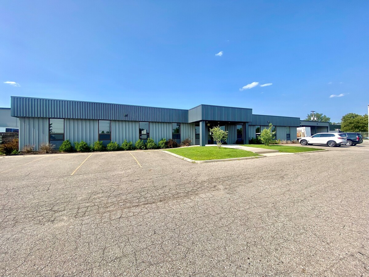 5522 Aurelius Rd, Lansing, MI 48911 Industrial for Lease