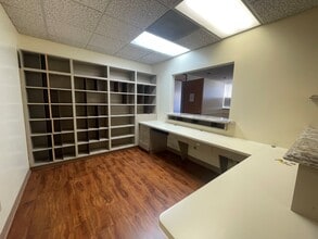 1805 N California St, Stockton, CA for lease Interior Photo- Image 2 of 8