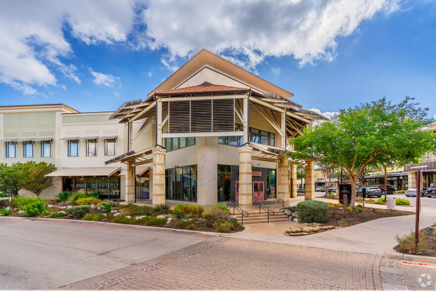 15900 La Cantera Pky, San Antonio, TX for lease - Building Photo - Image 2 of 71