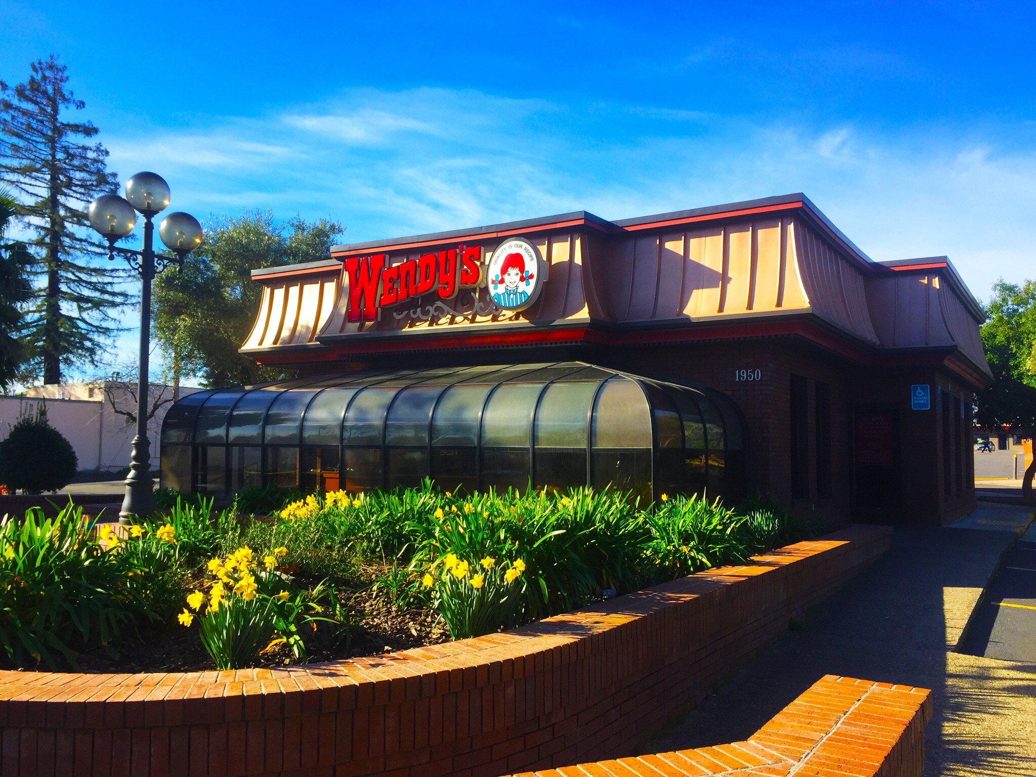 1950 Pine St, Redding, CA for sale Building Photo- Image 1 of 1