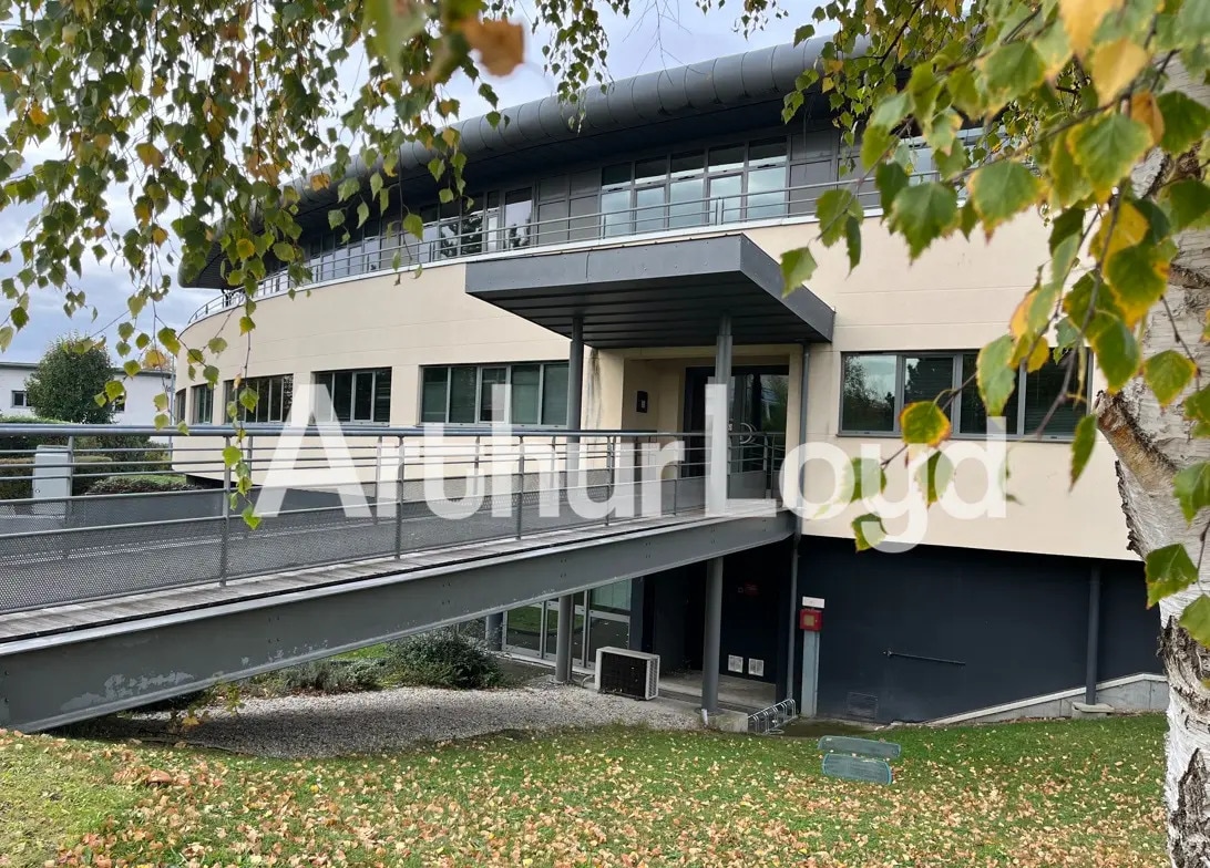 Office in Saint-Contest for sale Building Photo- Image 1 of 8