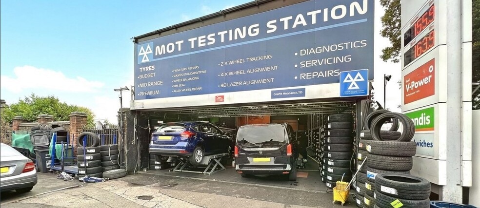 5 Rowan Rd, London for sale - Primary Photo - Image 1 of 1